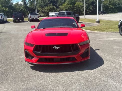 Used 2025 Ford Mustang GT Premium RWD image 9