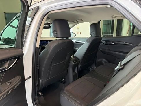 Used 2023 Buick Envision Preferred image 23