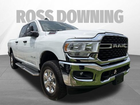 Used 2024 RAM 2500 Big Horn AWD/4WD image 3