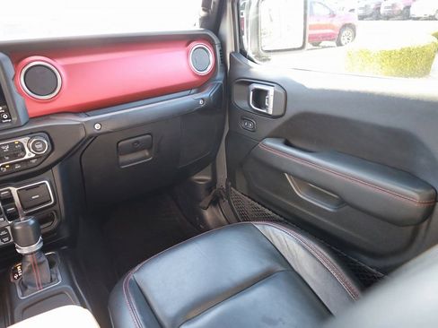 Used 2020 Jeep Gladiator Rubicon image 20