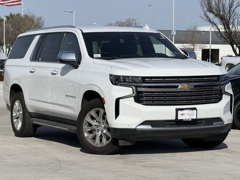 Certified 2023 Chevrolet Suburban Premier image 2