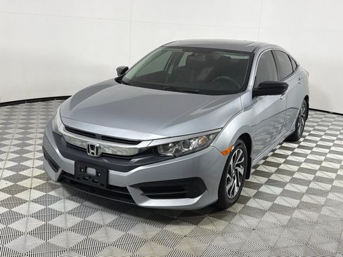 Used 2017 Honda Civic EX image 9