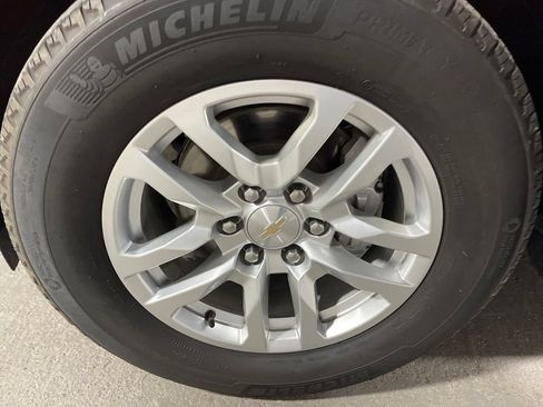 Used 2024 Chevrolet Tahoe LS RWD image 39