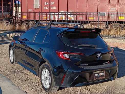 Used 2025 Toyota Corolla SE image 4