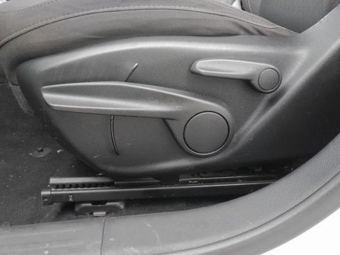 Used 2019 Jeep Compass Sport image 21