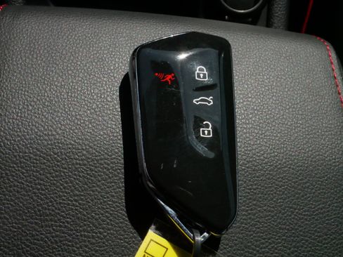 Certified 2023 Volkswagen GTI Autobahn image 33