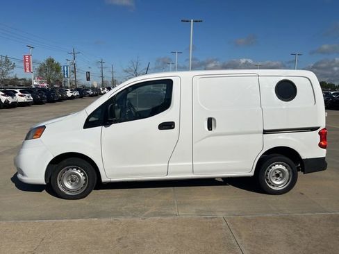 Used 2021 Nissan NV200 S w/ Back Door Glass Package image 7