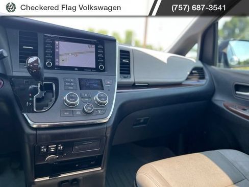 Used 2019 Toyota Sienna Limited Premium w/ Protection Package AWD/4WD image 33