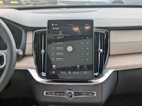 New 2026 Volvo XC90 T8 Plus w/ Protection Package AWD/4WD image 20