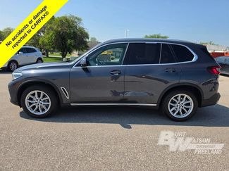 Used 2021 BMW X5 xDrive40i w/ Convenience Package AWD/4WD video 3