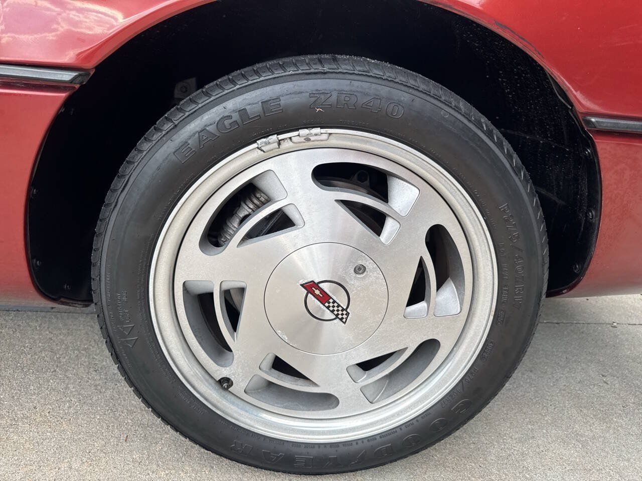 Used 1988 Chevrolet Corvette Coupe RWD image 27