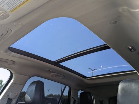 Used 2022 Lincoln Aviator Reserve w/ Equipment Group 201A image 23