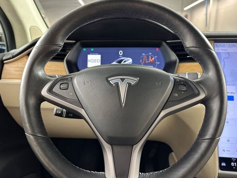 Used 2019 Tesla Model X Long Range image 26