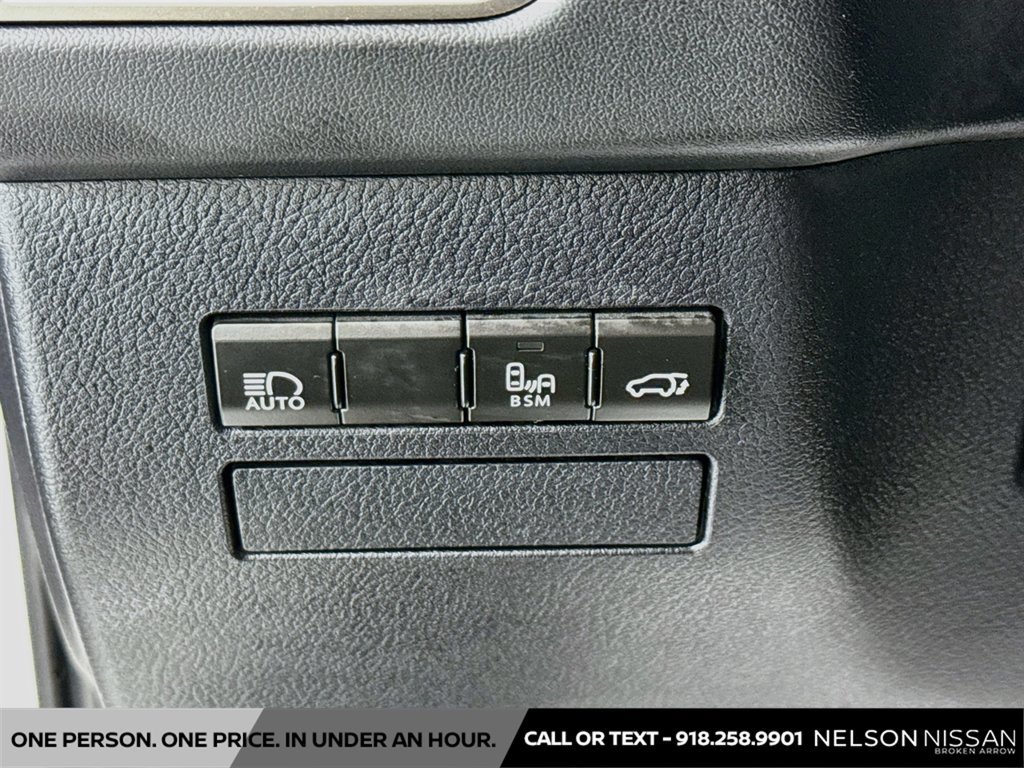 Used 2019 Lexus NX 300 FWD w/ Comfort Package image 10