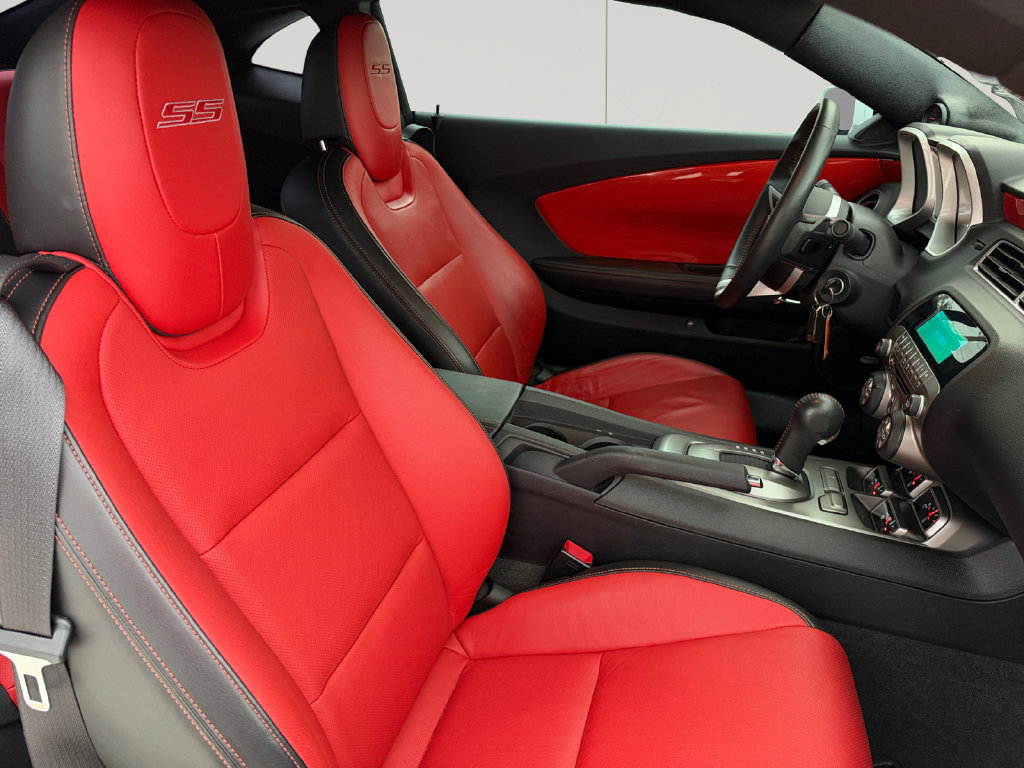 Used 2010 Chevrolet Camaro SS w/ RS Package RWD image 16