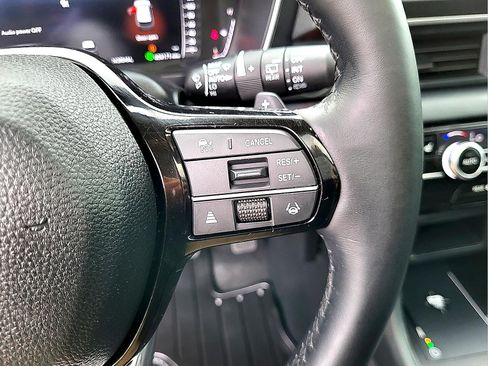 Used 2024 Honda Pilot Elite image 21