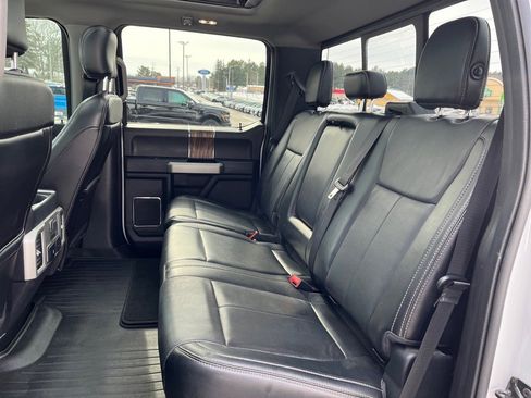 Used 2018 Ford F150 Lariat w/ Equipment Group 502A Luxury image 12