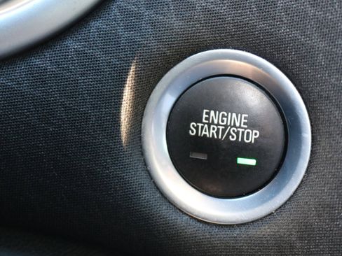 Used 2022 Chevrolet Malibu LT image 16