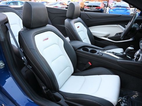 Used 2021 Chevrolet Camaro SS image 31