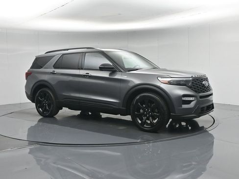 Certified 2023 Ford Explorer ST-Line w/ Class IV Trailer Tow Package RWD image 31