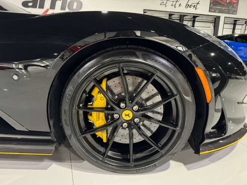 Used 2022 Ferrari 812 GTS image 59