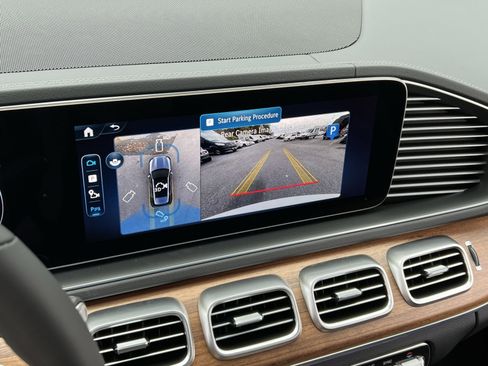 New 2026 Mercedes-Benz GLE 350 4MATIC image 17