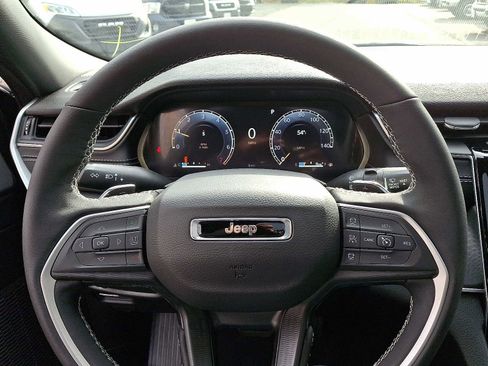 New 2025 Jeep Grand Cherokee Laredo X image 14