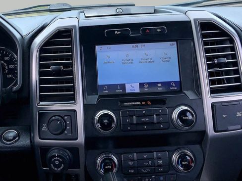 Used 2019 Ford F150 Platinum w/ Trailer Tow Package AWD/4WD image 7