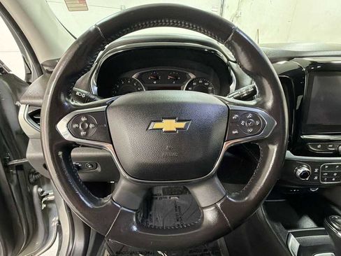 Used 2019 Chevrolet Traverse LT w/ LT Premium Package AWD/4WD image 16