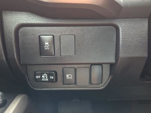 Certified 2023 Toyota Tacoma SR5 image 19