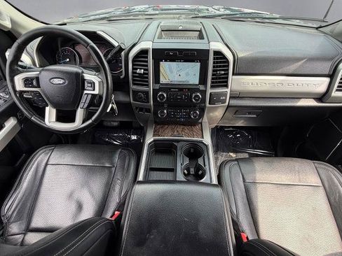 Certified 2019 Ford F250 Lariat w/ Lariat Value Package AWD/4WD image 3