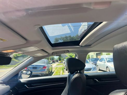 Used 2020 Honda Accord EX-L image 26