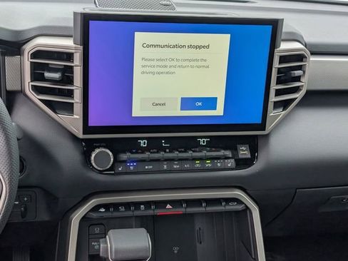New 2026 Toyota Tundra Limited AWD/4WD image 11
