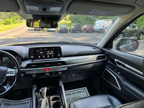 Used 2020 Kia Telluride S w/ S 8 Passenger Seating Package image 26