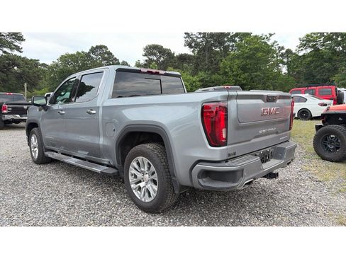 Used 2026 GMC Sierra 1500 Denali AWD/4WD image 4