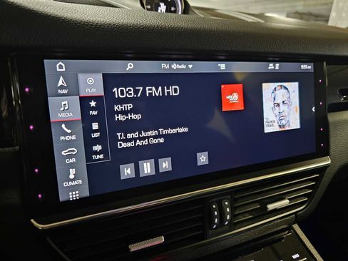 Used 2019 Porsche Cayenne AWD/4WD image 13