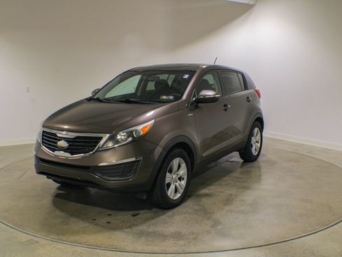 Used 2013 Kia Sportage LX AWD/4WD image 1
