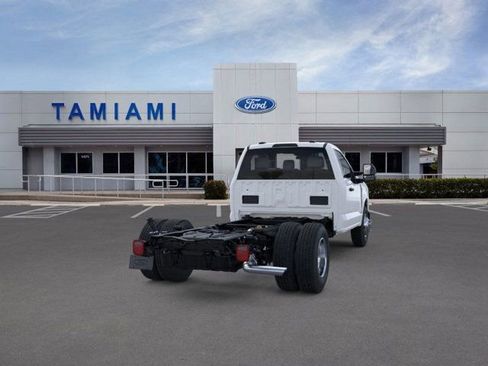 New 2026 Ford F350 XL image 8