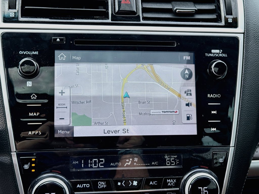 Used 2018 Subaru Outback 3.6R Touring AWD/4WD image 11