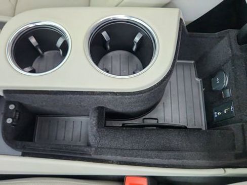 Used 2018 Porsche Panamera 4S image 50