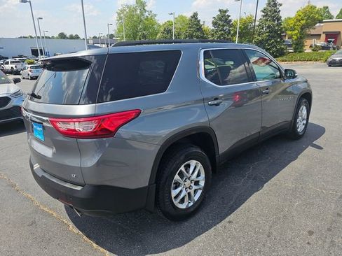 Used 2021 Chevrolet Traverse LT FWD image 8
