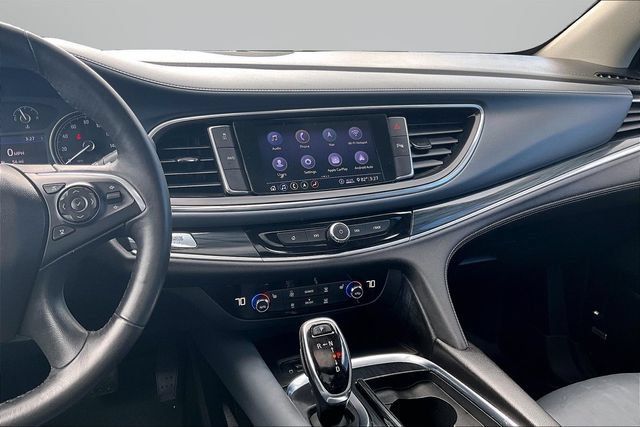 Used 2020 Buick Enclave Essence w/ Sound and Sites Package AWD/4WD image 6