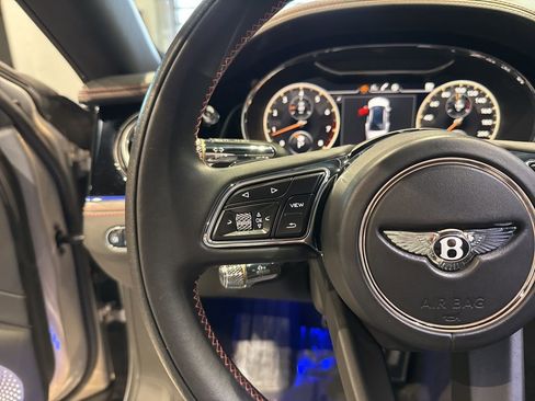 Used 2022 Bentley Flying Spur V8 AWD/4WD image 44