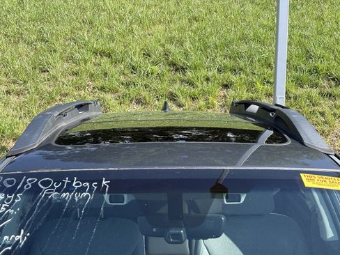 Used 2018 Subaru Outback 2.5i Premium AWD/4WD image 7