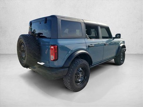 Used 2022 Ford Bronco Black Diamond image 5