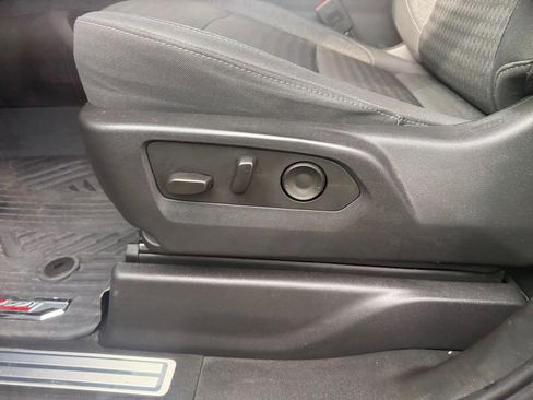 Used 2023 Chevrolet Silverado 1500 LT Trail Boss w/ LPO, Dark Essentials Package image 26