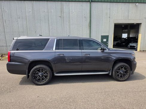 Used 2015 Chevrolet Suburban LT w/ Max Trailering Package AWD/4WD image 8