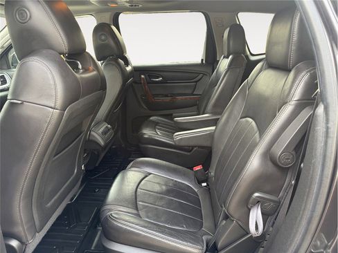Used 2014 Chevrolet Traverse LTZ image 13
