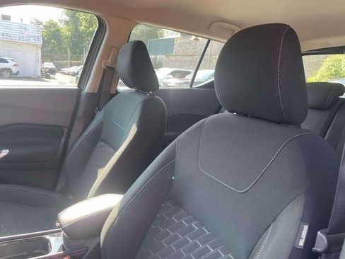 Used 2023 Nissan Kicks SV FWD image 21