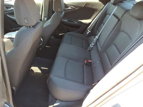 Used 2024 Chevrolet Malibu LT FWD image 11